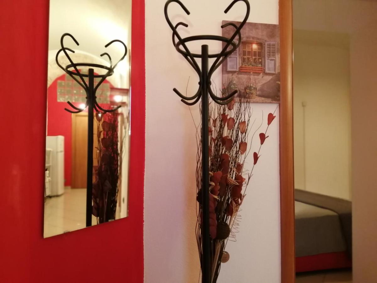 マンフレドーニアDependance Red House - Affitti Brevi Italiaアパートメント エクステリア 写真